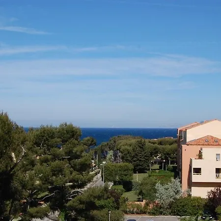 La Farigoulette Διαμέρισμα *